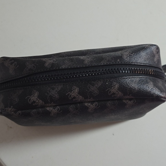 Coach Boxy 20 Cosmetic Makeup Case 20 Black Grey Jay S - Picture 5 of 7